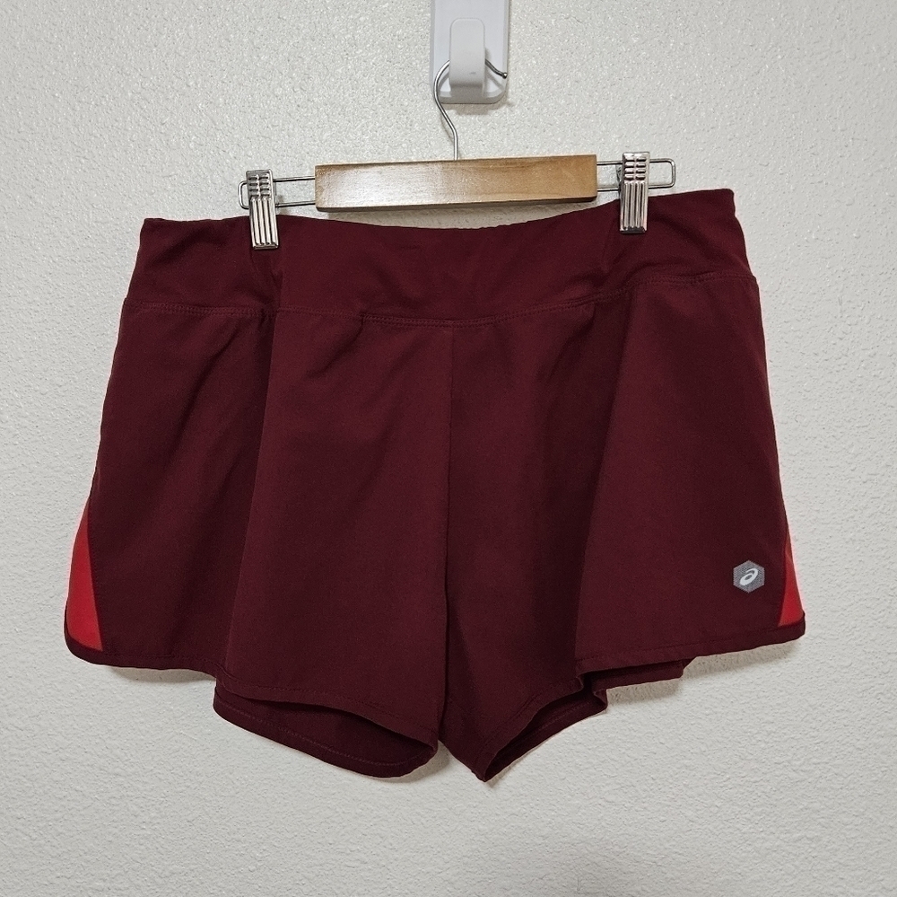 Asics shorts size large